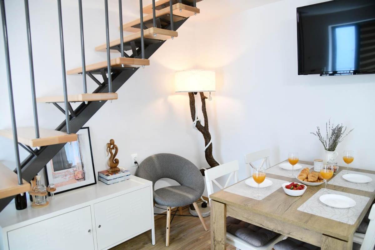 Apartment D & Studio L Dobrinj Exteriér fotografie